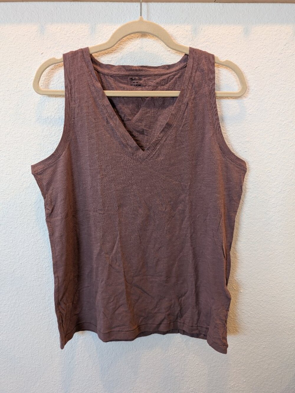 Madewell whisper cotton sleeveless v neck in fig